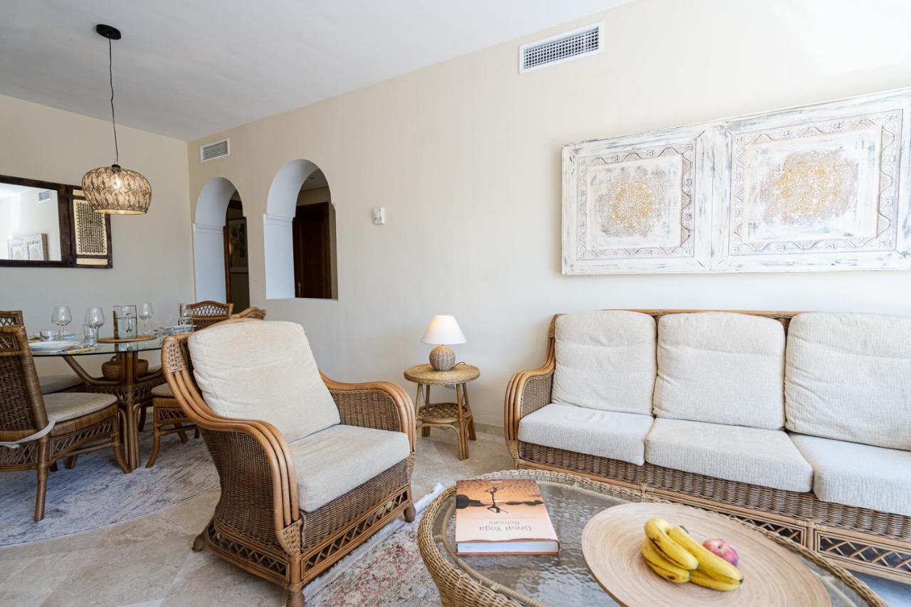 Costalita Beach Apartment Estepona Luaran gambar