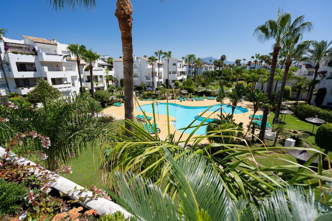 Costalita Beach Apartment Estepona Luaran gambar